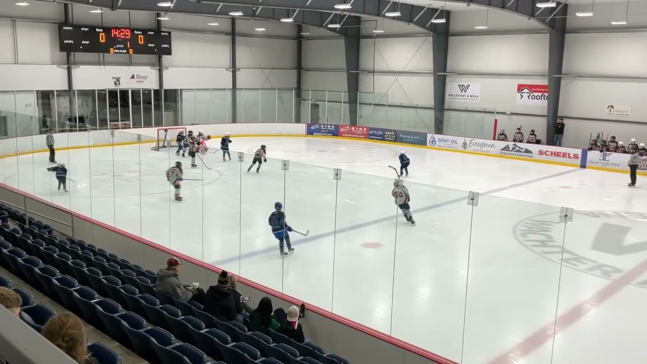 Game 4 (Bismarck): Jack scores assisted by Dylan and Lionel