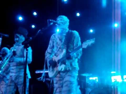 Here Come the Mummies Jump on my Ship live at the Majestic Theater