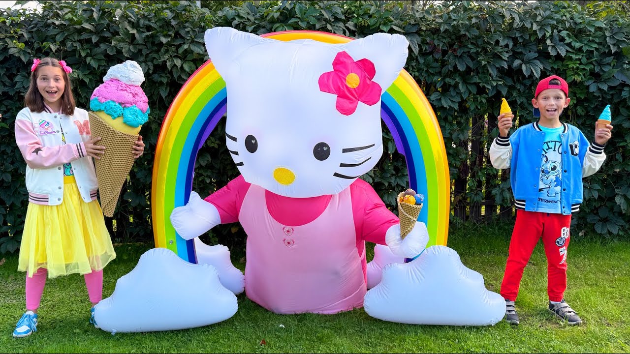 Sofia plays Ice Cream Truck with Princess Dolls