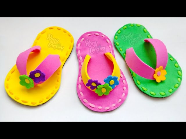 Vídeo relacionado con Izas Roma Zapatillas Multiactividad Unisex con Logo Lateral y en Lengüeta. Cierre de Cordones y Suela de Goma EVA