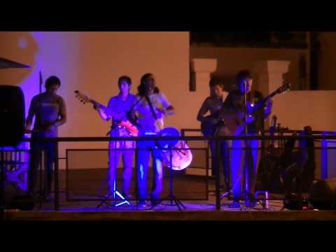 Becho Riveiro en la Plaza Ricardo Vilca (parte 1)