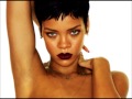 Pour It Up (Remix) Rihanna (Ft. Lil Kim)
