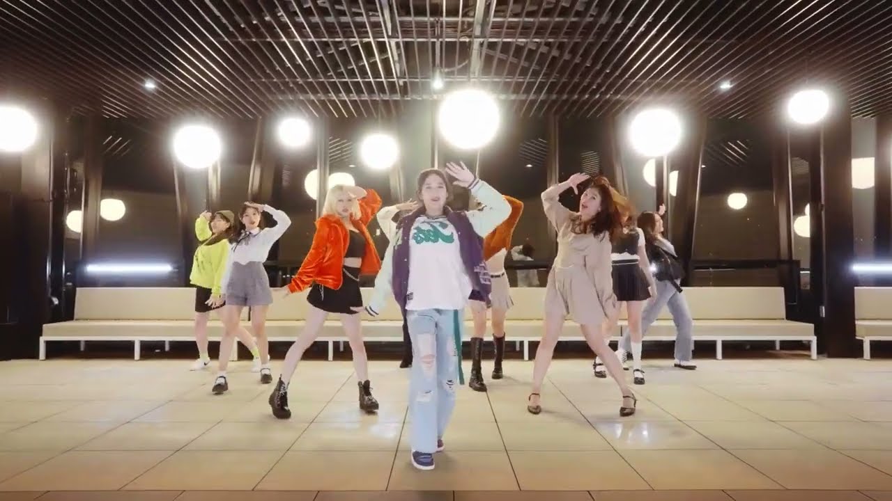 Nikmati Hidup  Sesuai Lirik Lagu Flyin High JKT48