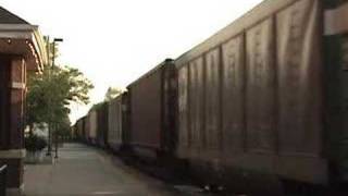 preview picture of video 'BNSF 9341 East, Osceola, IA'