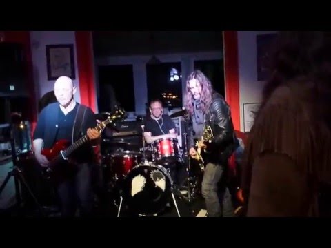 THORNY ROSES MIT FRONTFRAU DANIELA ROESSLER, 05.03.2016