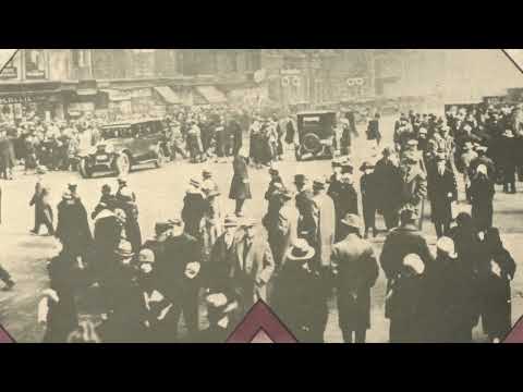 Irving Aaronson and his Commanders: Crazy words- Crazy tune. (1927).