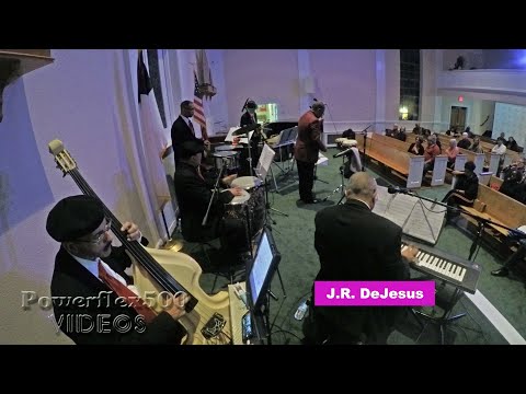 Son Boricua-con Jose Mangual, Jr. en La Iglesia en El Jardin- "Muñeca"