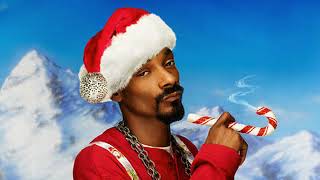 Snoop Dogg &amp; Anna Kendrick - Winter Wonderland / Here Comes Santa Claus (TikTok Song)