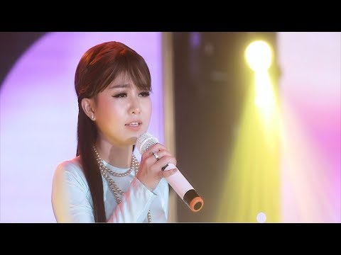 Thể hiện bởi Ý Linh