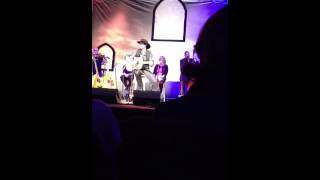 Paul Brandt singing 'Jesus Loves Me' and 'Amazing Grace'