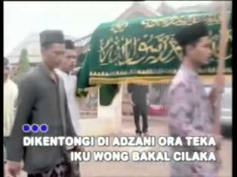 QOSIDAH KANJENG SUNAN dawuh nabi wong gaga kidurin   YouTube