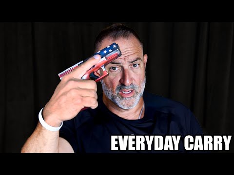 What a Retired Secret Service Agent Carries Everyday