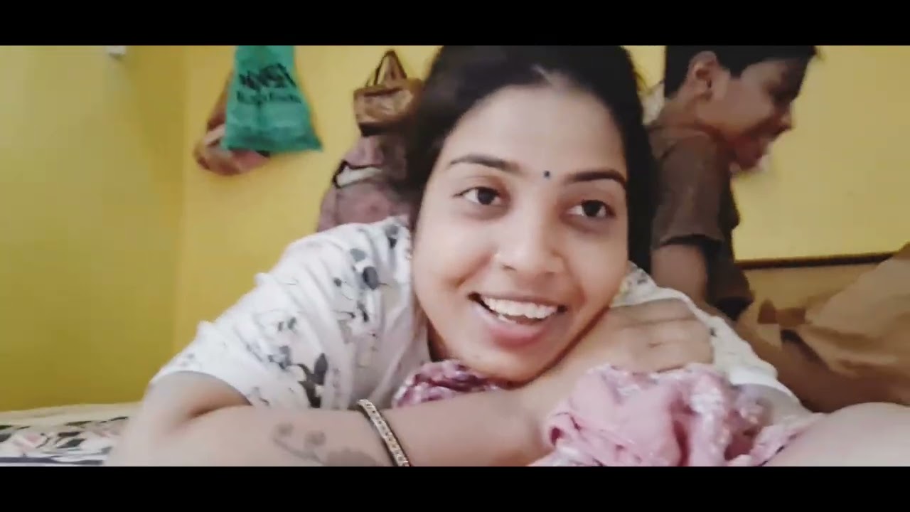 बैठे बैठे  ऐसे  Vlog बना  diya🤣 only  timepaas!!Ragini7071 