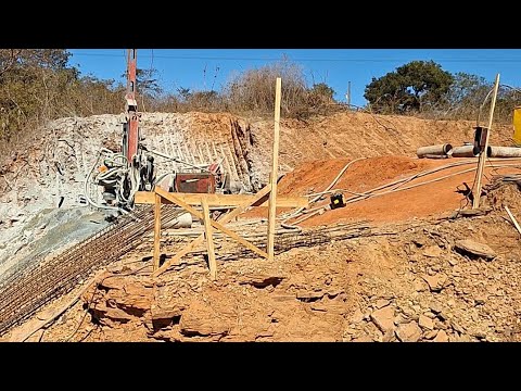 Construction of the Córrego das Pedras bridge on the MG-202 in Urucuia, MG v6/6