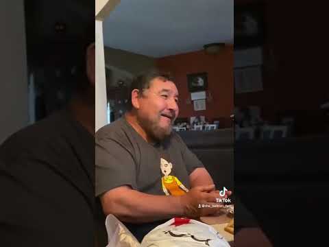 My mom threatens my pops 😮🤮lol