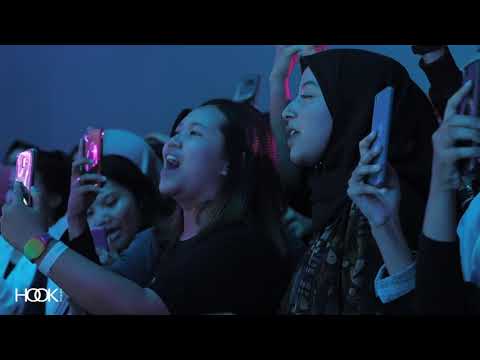 Pamungkas - Kenangan Manis (Live at Flying Solo Tour Chapter Jogja)