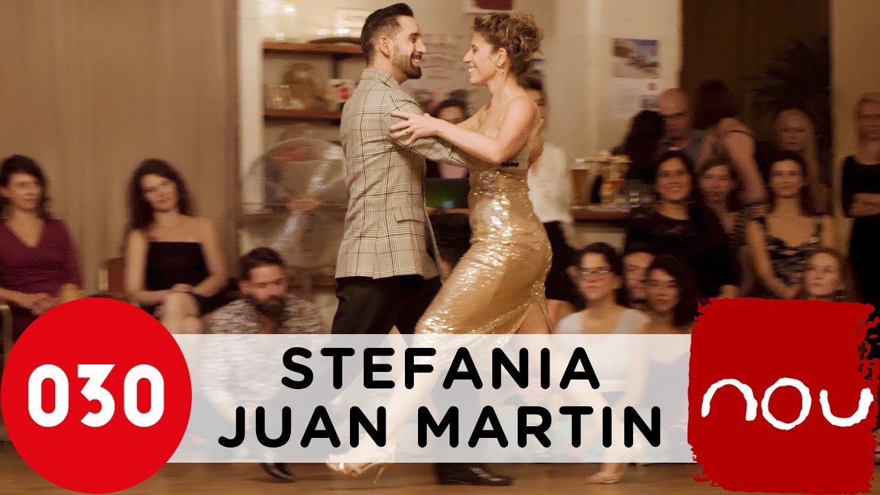 Juan Martin Carrara and Stefania Colina – El torito #JuanMartinStefania