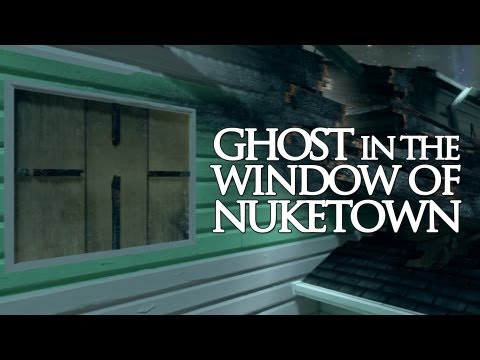 Nuketown | Ghost in the Window! (Black Ops 2 Zombies Gameplay)