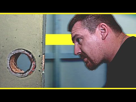 DOOR vs MAN