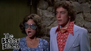 Marcia and Greg Try to Trick Peter&#39;s Crush