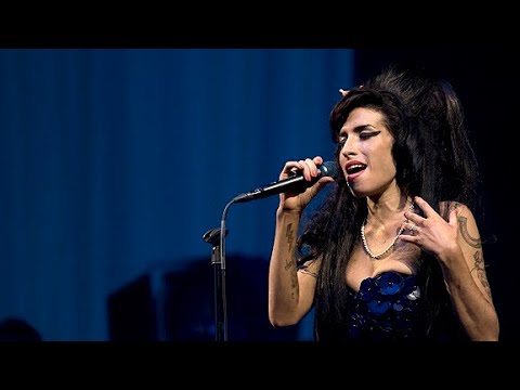 Amy Winehouse - Glastonbury (2008 Full concert)