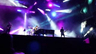 Hedley @ Expo Quebec first time singing pocket full of dream live