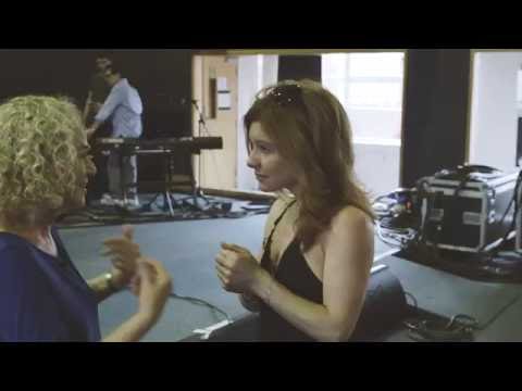 Carole King and Cassidy Janson: Earth Move