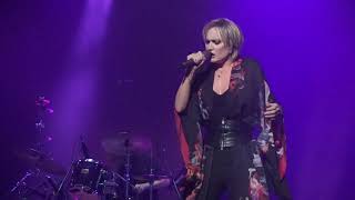 Patricia Kaas - Ceux qui n&#39;ont rien. 21.11.2017 Санкт-Петербург