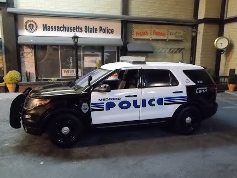 Medford MA Police 1/18 scale Ford Explorer