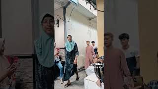 Download lagu di balik layar mama lela mp3