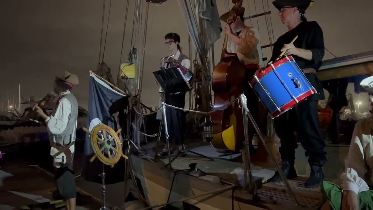 Promotional video thumbnail 1 for Queen Anne's Blouse - Pirate Band
