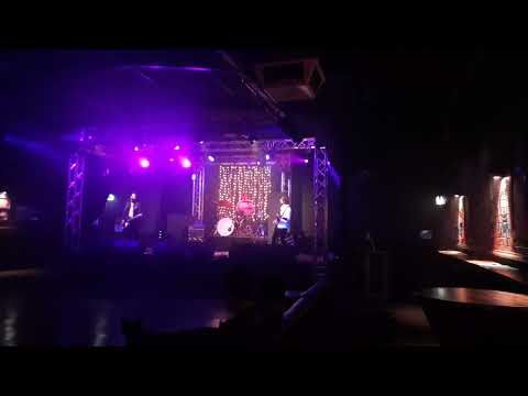 VANCOOL 'Where I wanna be' (incarnation 10) Dion -G&V, Matt -Bass, AJ -Drums. MilkBar Perth 17/9/22