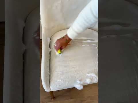 How to easily clean your chairs and furniture