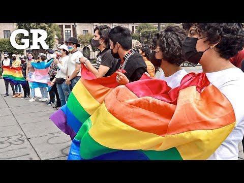 What does AMLO guarantee for the LGBT+ community?