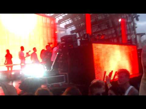 Swedish House Mafia Opening Party 04-07-2012 - Mirage (Pryda).MP4