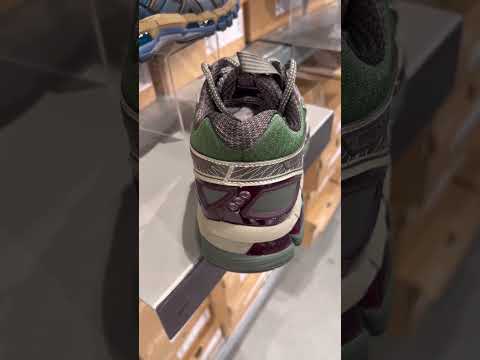 ASICS UB10 S Gel Kayano 20 (Moss/ Gunmetal)