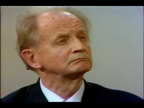 Wilhelm Kempff plays Beethoven's Moonlight Sonata mvt 1