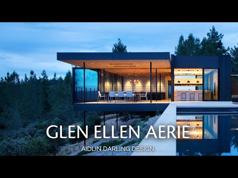 Minimalist Single-Story House with a View of the Valley