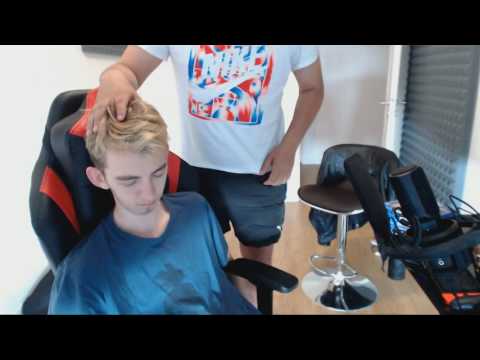 KENNY FAIS UN MALAISE EN PLEIN LIVE !!