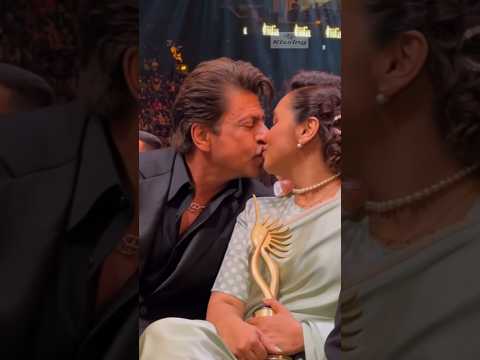 Shahrukh Khan Kiss Rani Mukerji #ranimukherjee #srk #kiss #ai