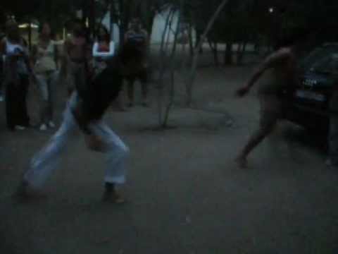 capoeirando na sardenha 2011 - jogo de capoeira inst. lampiao e gunga