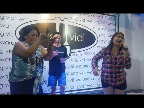 Gianyar ke Jimbaran - Juni putri. konser mini warung vidi