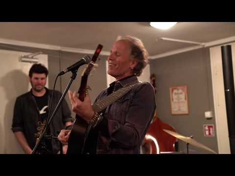 Brooks Williams - Rock Me [Rosetta Tharpe]