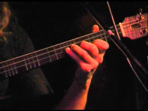 download lagu mp3 mp4 Martha Mavroidi Trio, download lagu Martha Mavroidi Trio gratis, unduh video klip Martha Mavroidi Trio