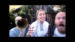 Video Helemese feat. Käärmekeitto - Kaivuri ("Bagr")