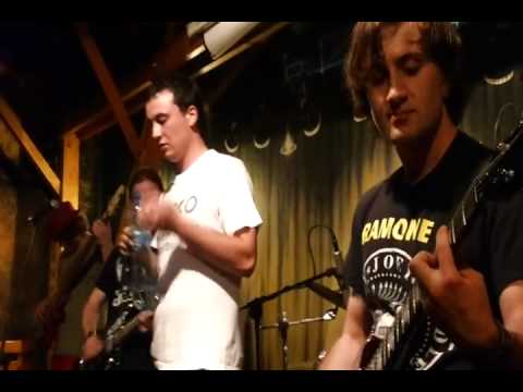 Reálna Fikcia - Klamár (live in Nové Korzo)