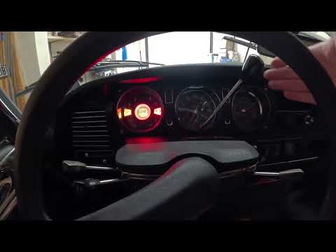 1974 Citroen DS20 Pallas - Cold Start