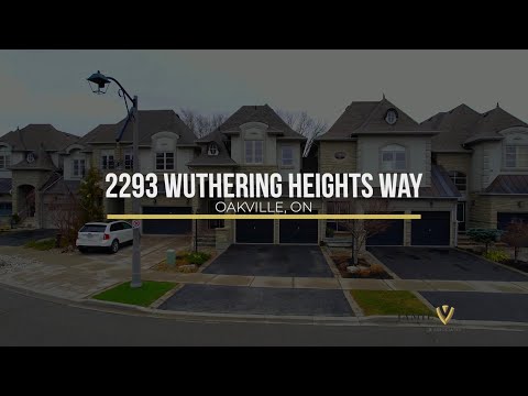 Luxury executive townhome backing onto lush Ravine - 2293 Wuthering Heights, Oakville