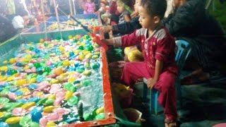 preview picture of video 'Permainan Anak Anak]Arena Pemancing Ikan'