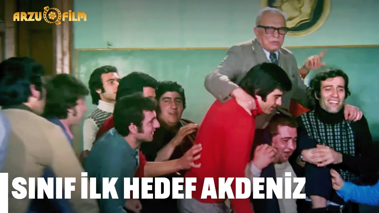 Askerlerim İleri Marş Savaşa Gidiyoruz | Hababam Sınıfı